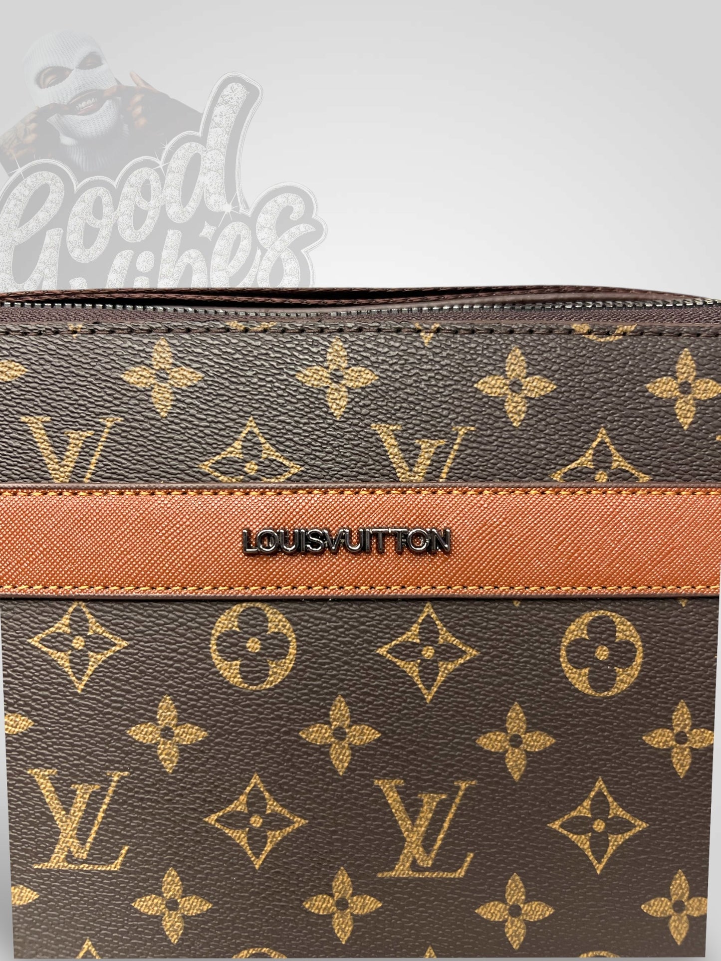 CARRIEL LOUIS VUITTON EXCLUSIVE.