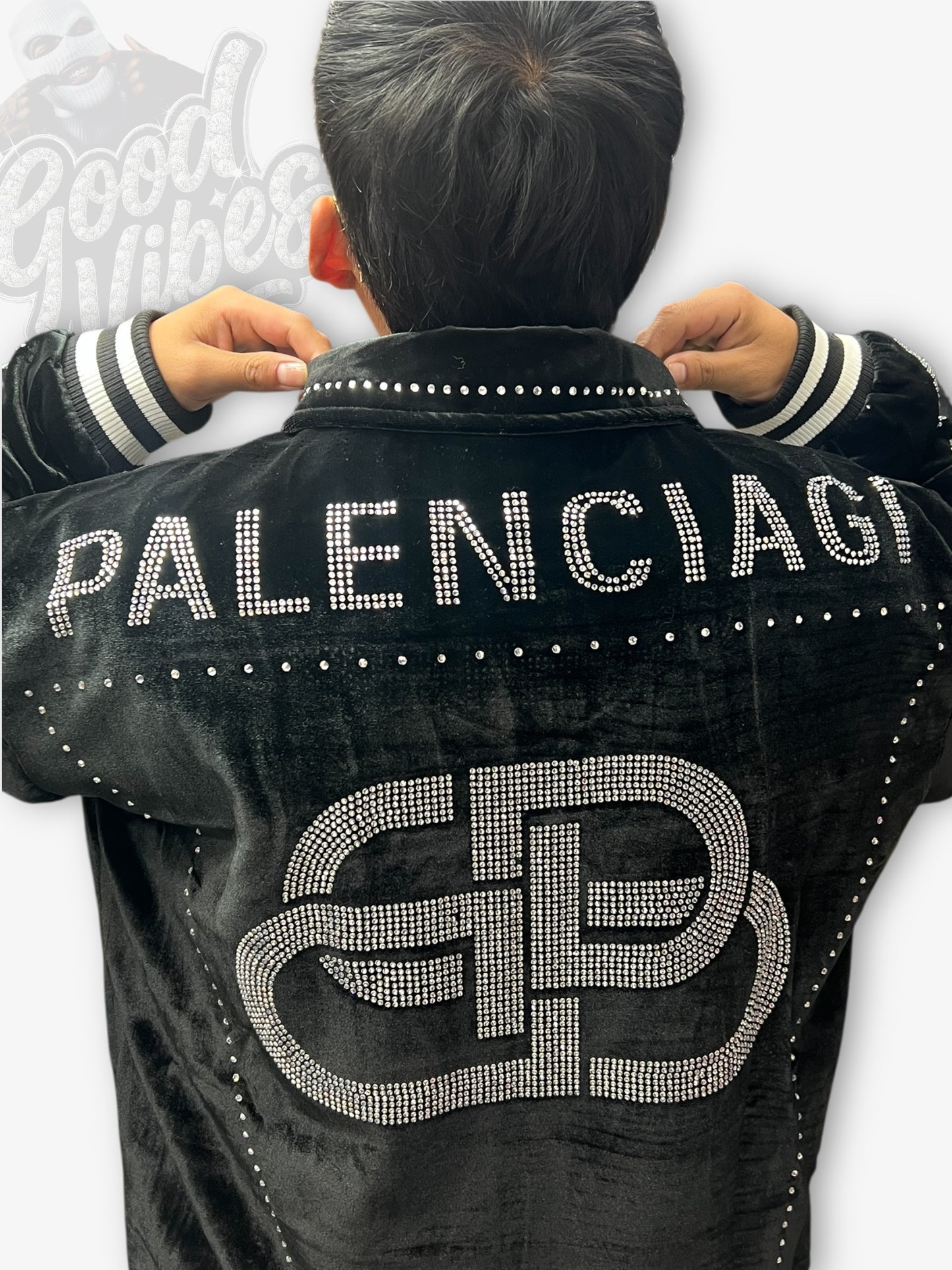 CHAQUETA BALENCIAGA EDICIÓN EXCLUSIVA.