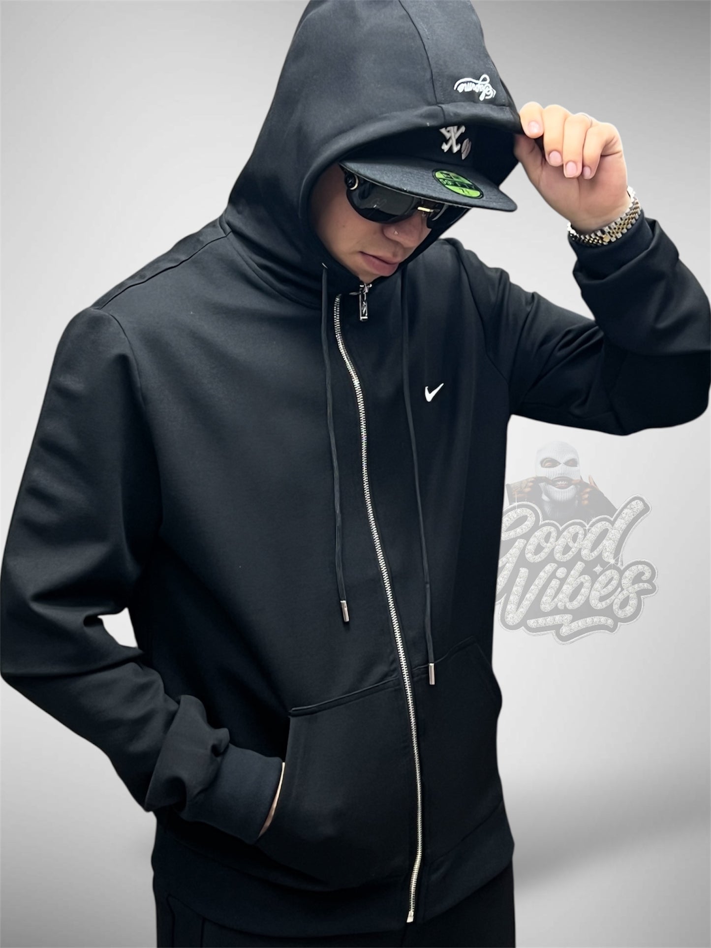 CONJUNTO NIKE AIR MAX X SUPREME.