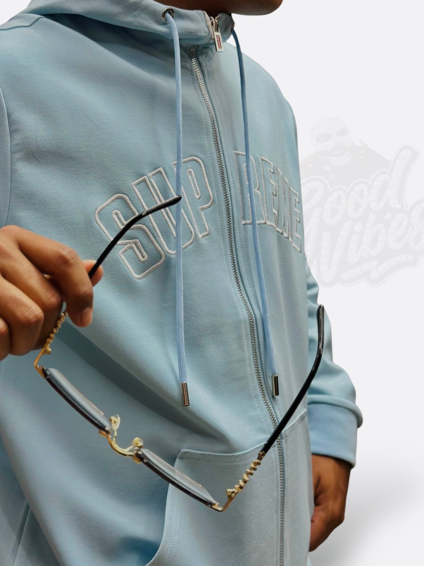 CONJUNTO SUPREME EXCLUSIVE.