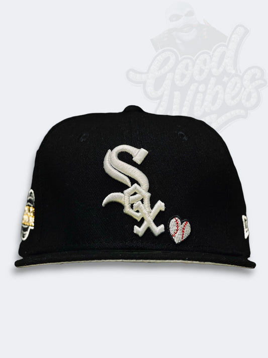 GORRA NEW ERA 59 FIFTY CHICAGO WITHE SOX/ TEAM HEART
