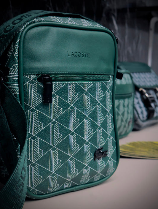 CARRIEL LACOSTE EXCLUSIVE.