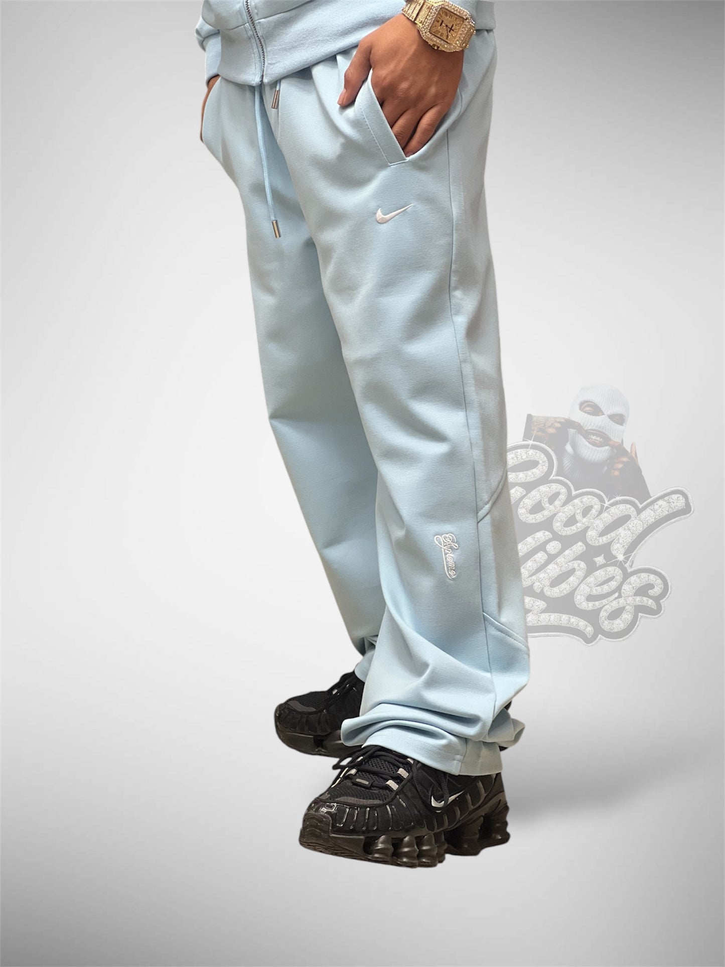 CONJUNTO NIKE AIR MAX X SUPREME.