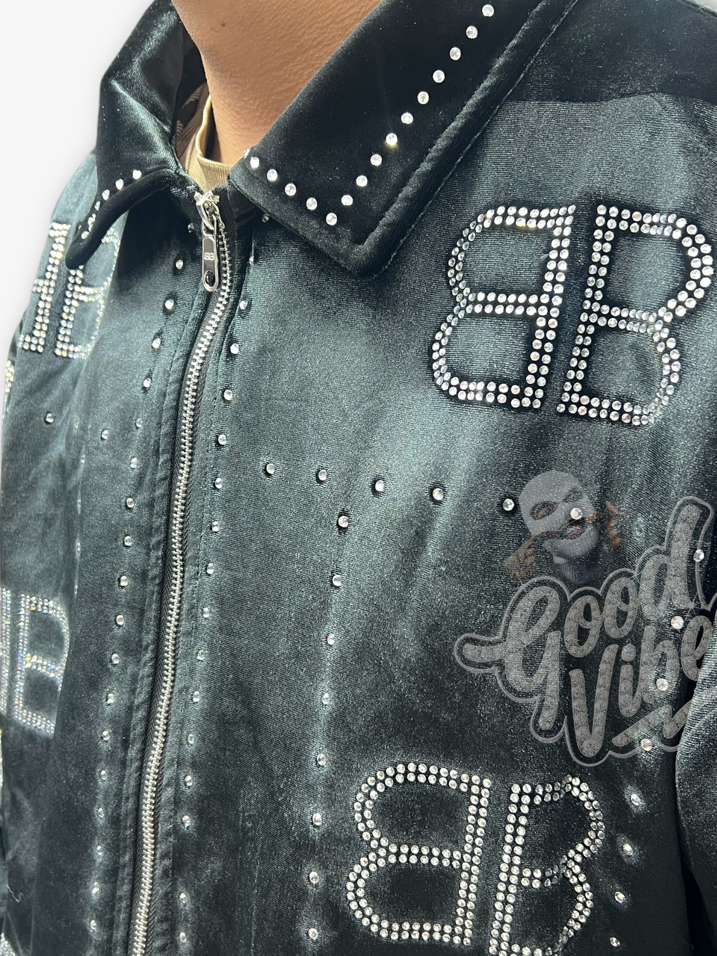 CHAQUETA BALENCIAGA EDICIÓN EXCLUSIVA.
