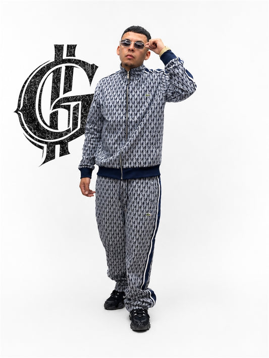 CONJUNTO LACOSTE EXCLUSIVE AZUL.