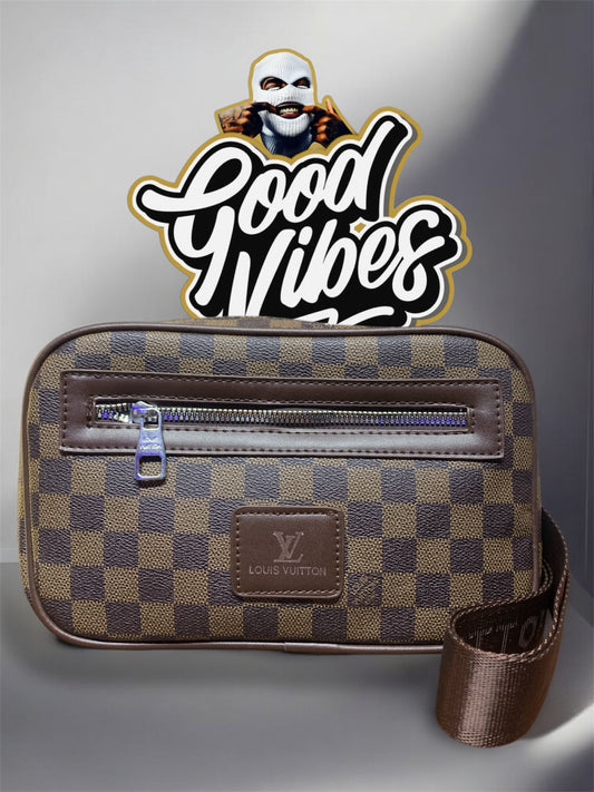 CARRIEL LOUIS VUITTON.