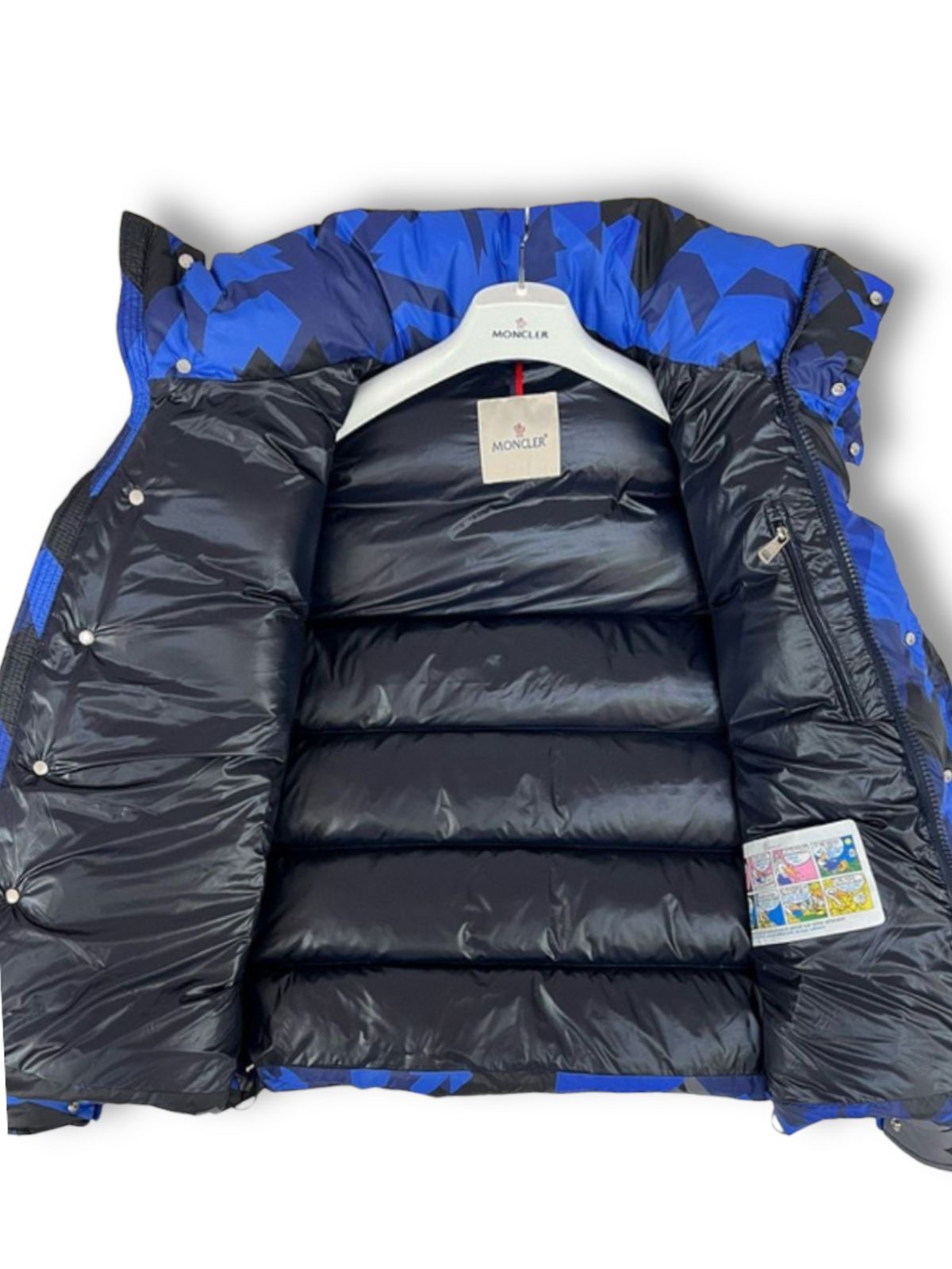 JACKET MONCLER PUFFER.